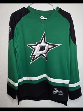 Dallas Stars NHL Licensed Hockey Youth Jersey.